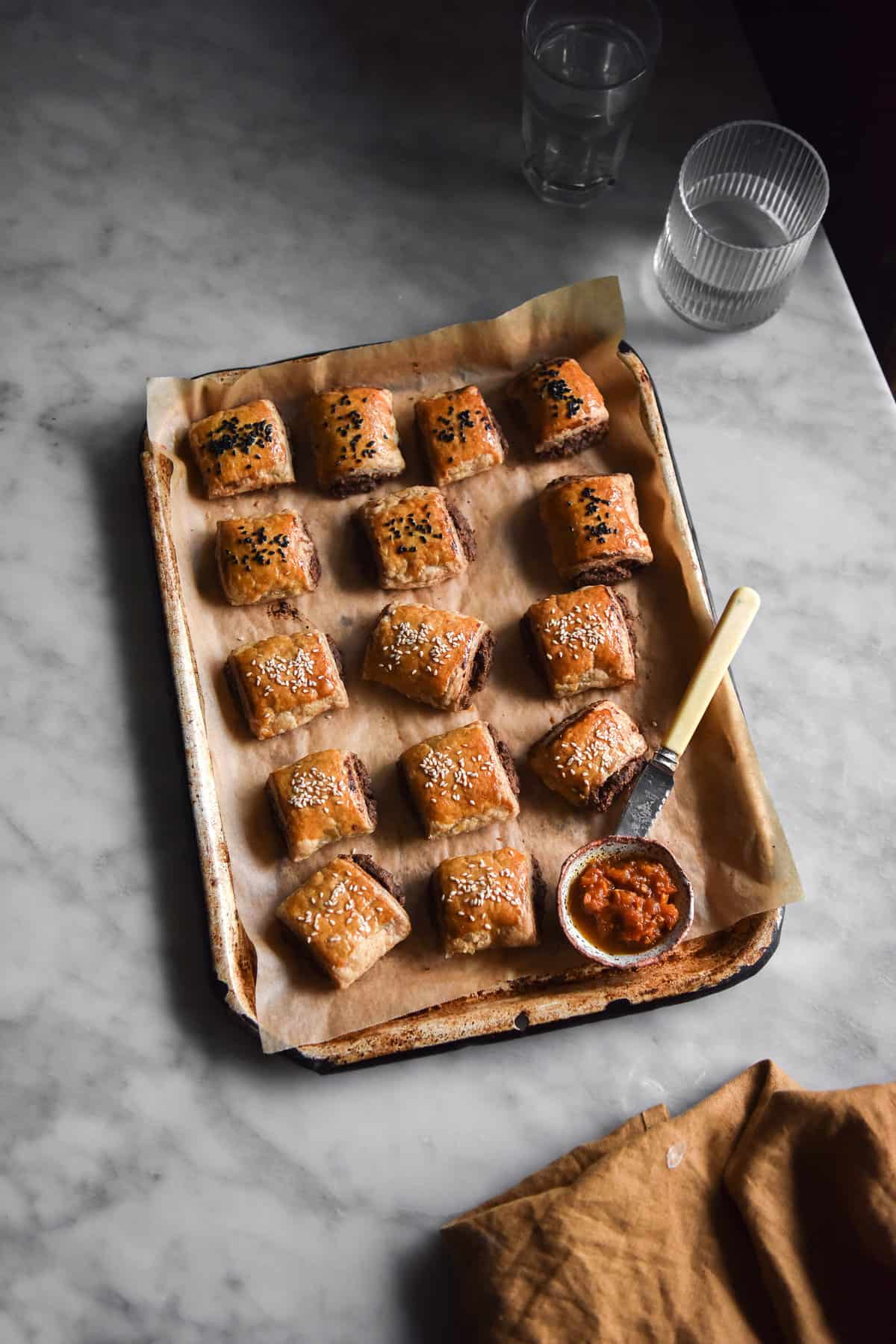 Vegetarian, gluten free and FODMAP friendly sausage rolls from www.georgeats.com