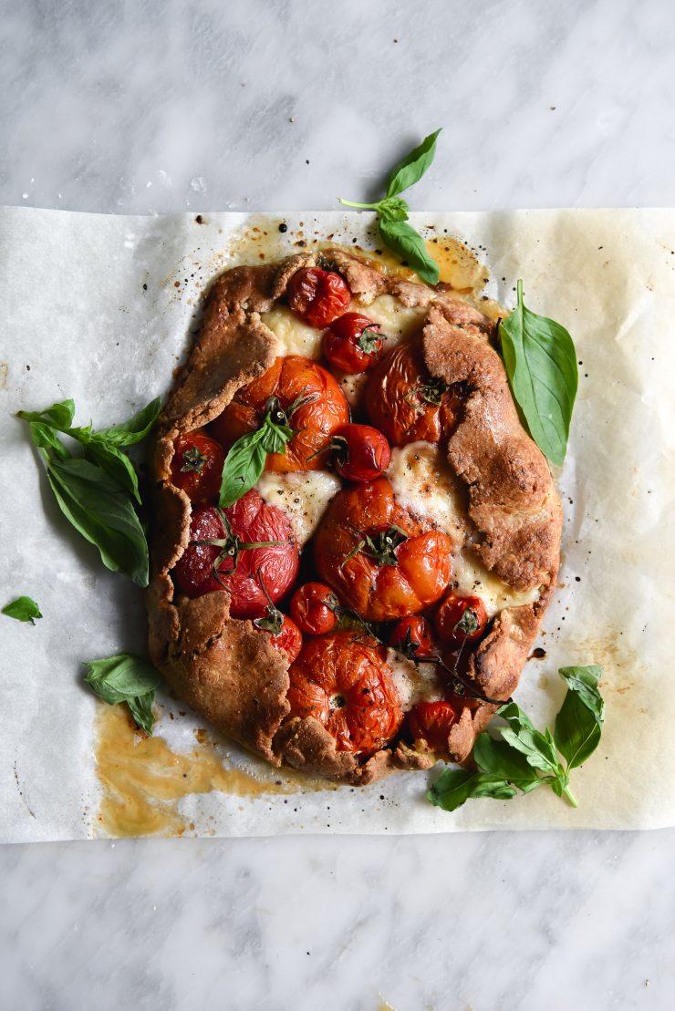 Vegan, gluten free Caprese galette from www.georgeats.com, that is easy to make and FODMAP friendly.
