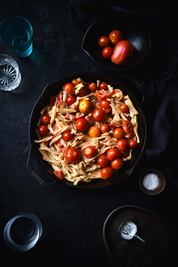 Summer tomato, lemon and mascarpone pasta. Lactose free, gluten free, FODMAP friendly and adaptable to be vegan. Recipe from www.georgeats.com | @georgeats