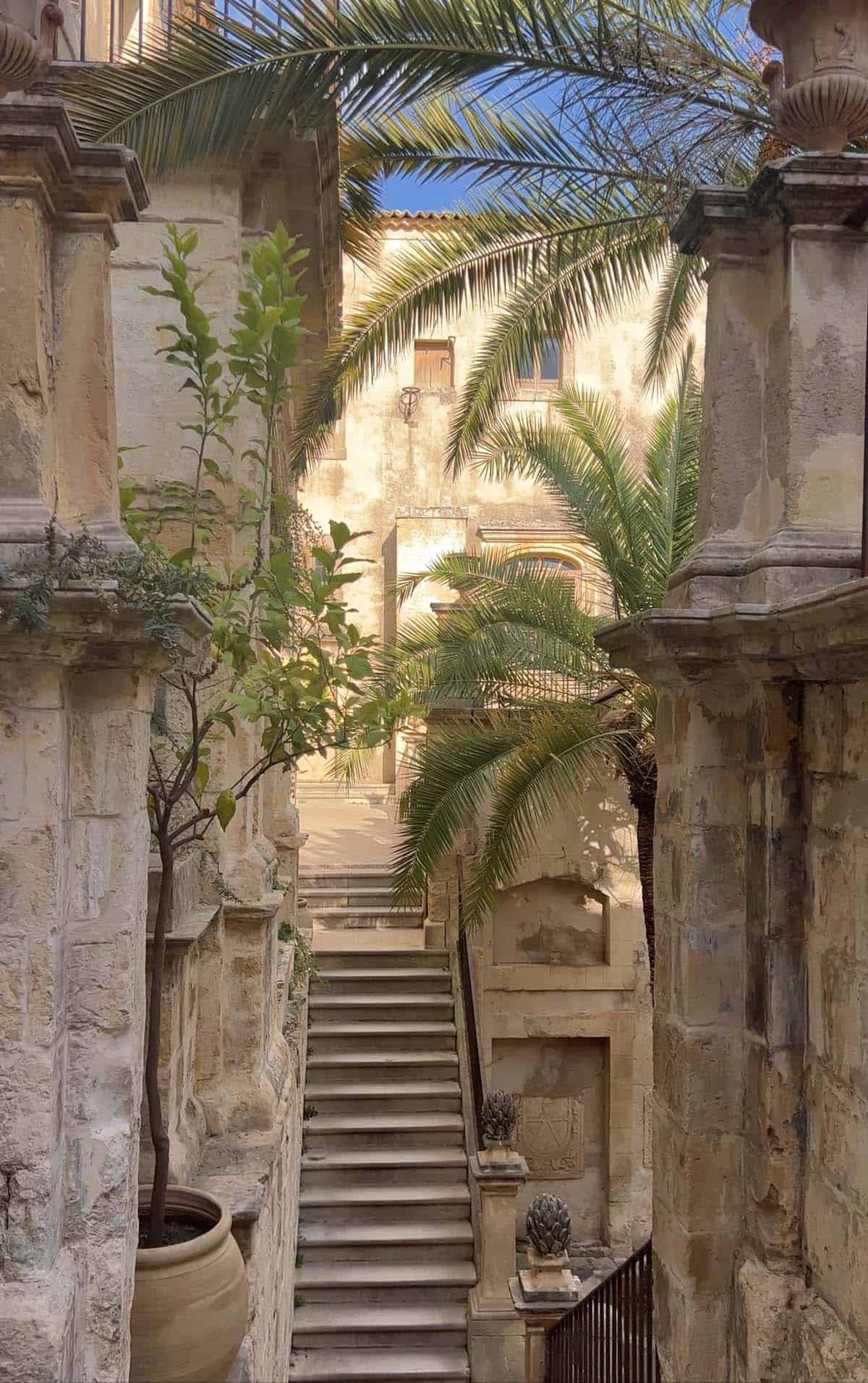 An image of the outdoor area of Palazzo Castelluccio in Noto, Sicily 