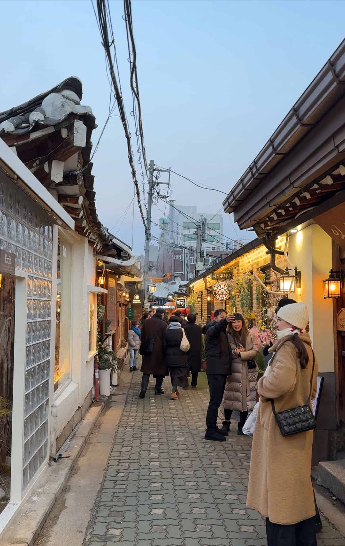 An image of the hanok style cafes and alley streets in Insadong, Seoul