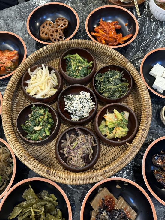 An aerial image of the temple food at Seochon restaurant in Insadong, Seoul